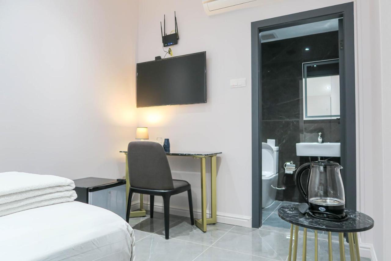 Deluxe Studio & Suite By Rr Singapore Exterior photo