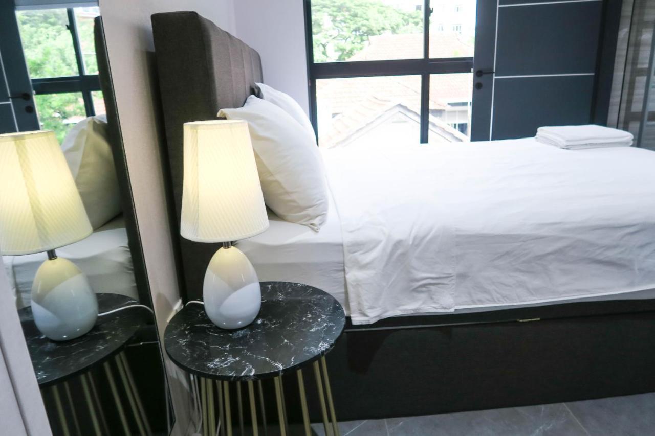 Deluxe Studio & Suite By Rr Singapore Exterior photo